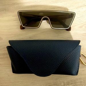 Loewe sunglasses 🕶